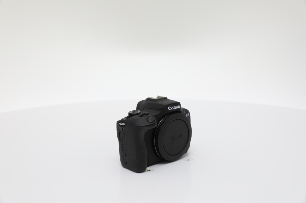 Canon EOS R100 - Very Good Condition Shutter count: ≤ 5000
