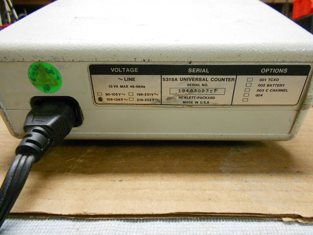 HP 5315A 100 MHz Universal Frequency Counter