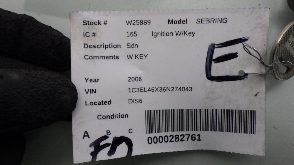 06 CHRYSLER SEBRING Ignition W/Key