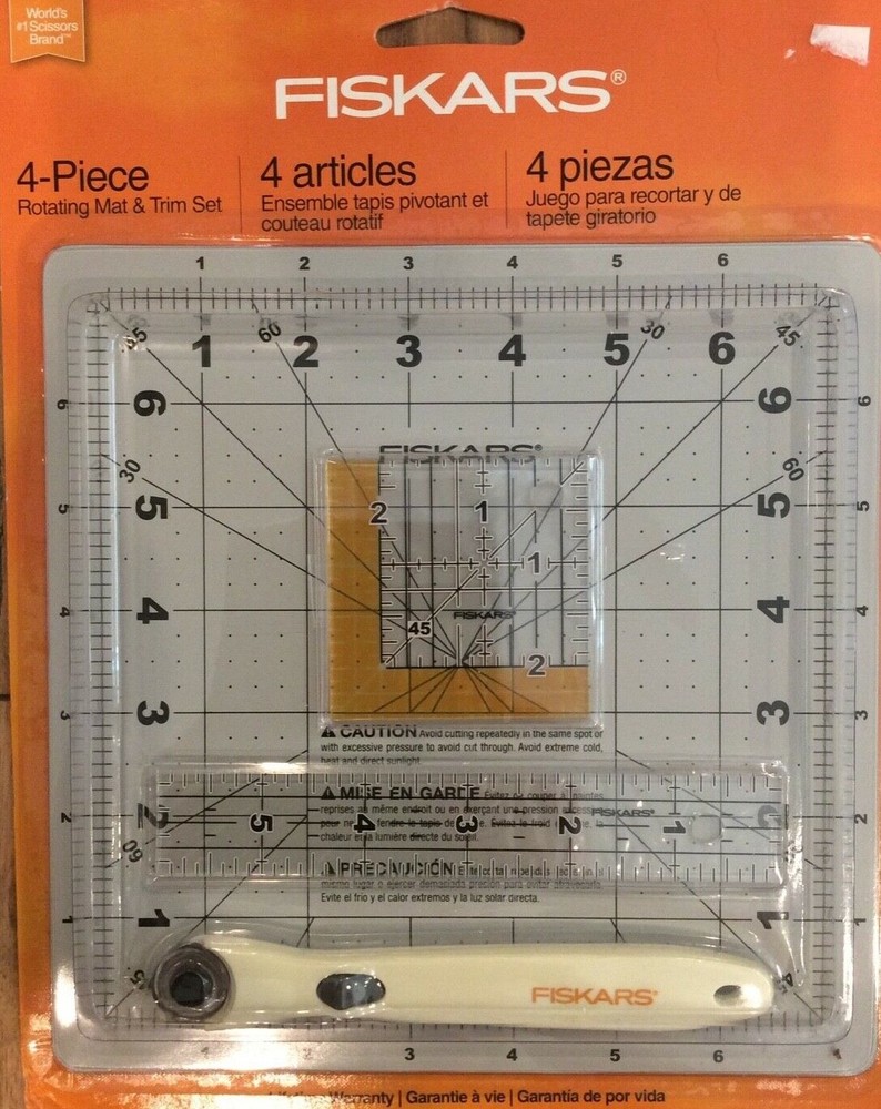 FISKARS 4-PIECE ROTATING MAT & TRIM SET