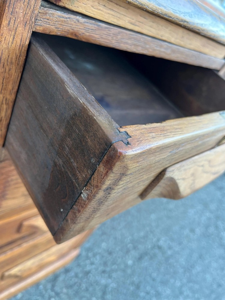 Early 20th Century Oak Desk