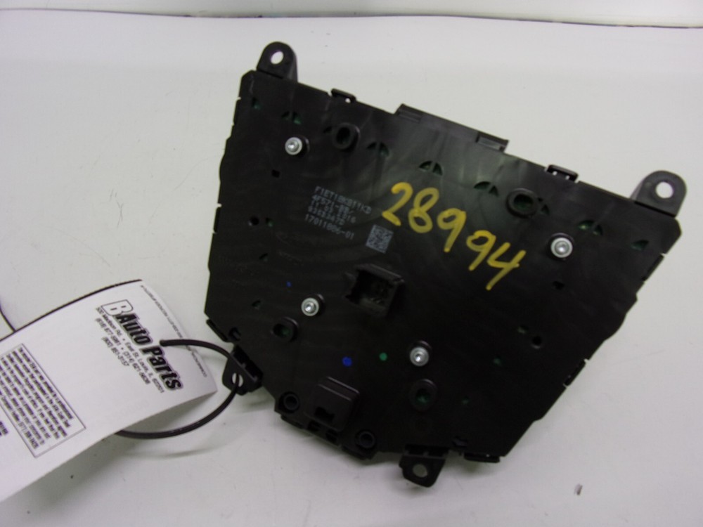 FORD FOCUS 2016-2018 A/V Equipment control panel, w/o navigation