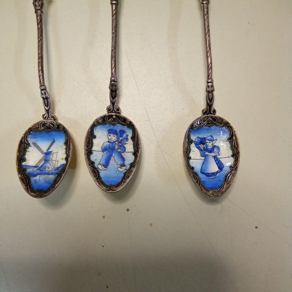 Czesuoslavia Painted Silver Plated Teaspoons