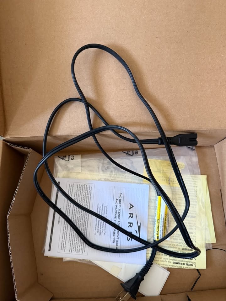 Arris DG2470 Cable Wireless Modem Gateway