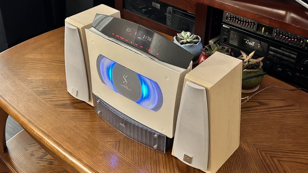 JVC VS-DT8 EXECUTIVE STEREO MINI SYSTEM Complete Working CD AM FM Clock