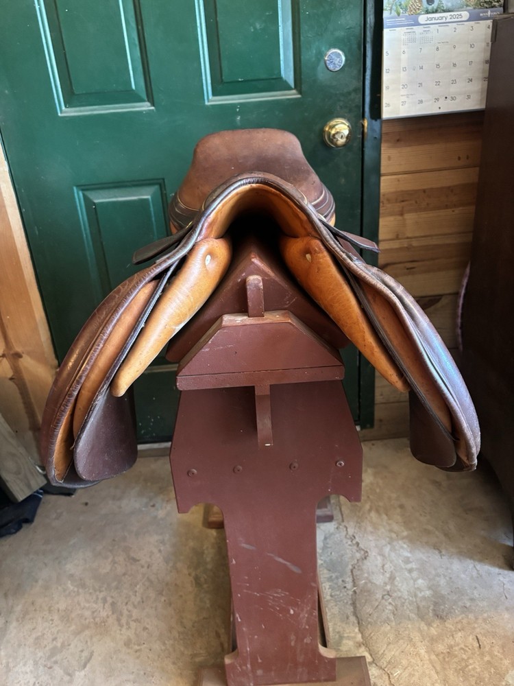 18” Harry Dabbs Prix D Close Contact Jump Saddle Medium Tree Foam Panel