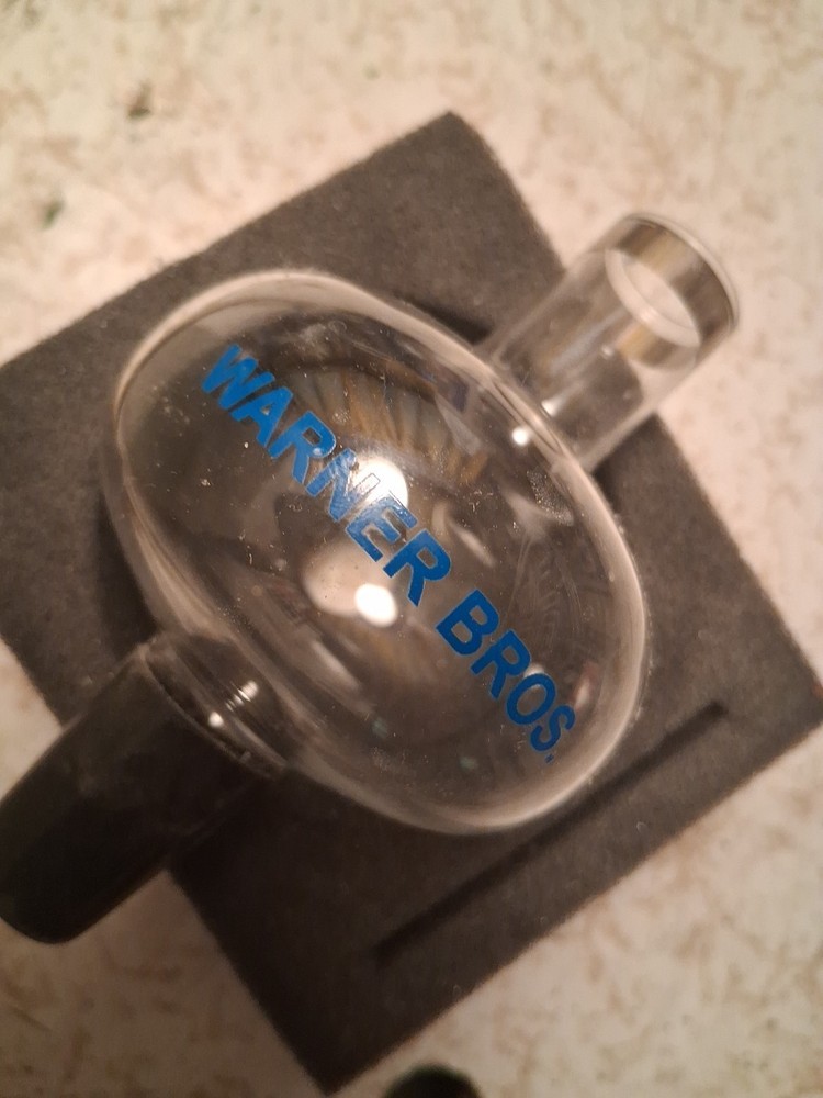 Authentic RARE Warner Bros. Glass Wine Aerator