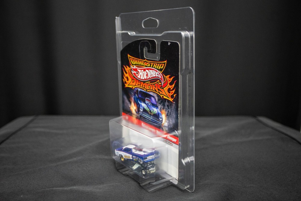 Diamond Protector 30 Johnny Lightning Auto World Diecast Protector Case