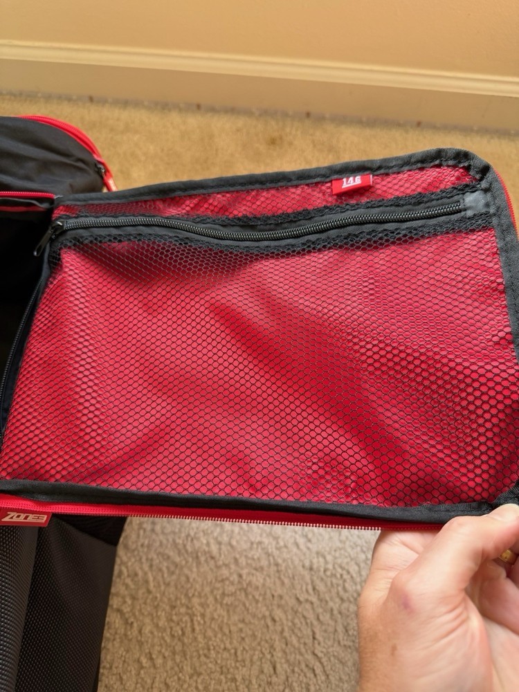 ZONE3 Triathlon Transition Backpack Bag NWOT Red