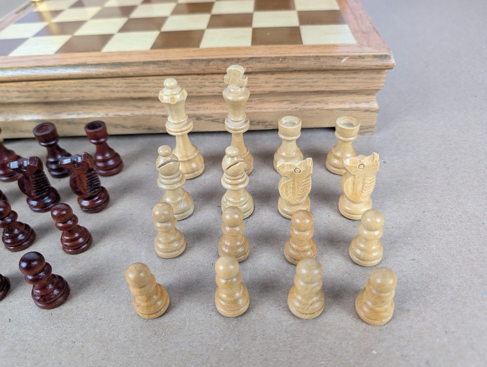 Vintage Handmade Solid & Inlaid Wood Folding Storage Chess Set 12" Box Hinged