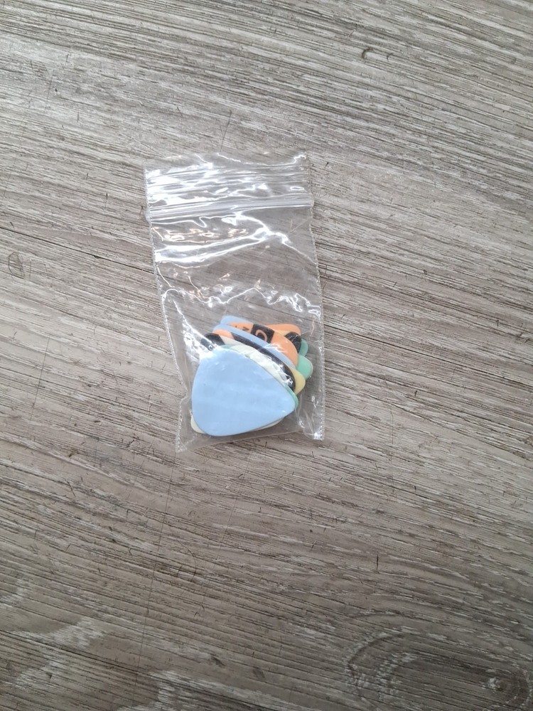 Behringer V-AMP 2 Virtual Guitar Amplifier Effects Processor w/ Footswitch & Bag