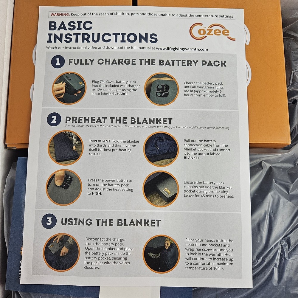 The Cozee Battery Powered Heating Blanket Navy Blue