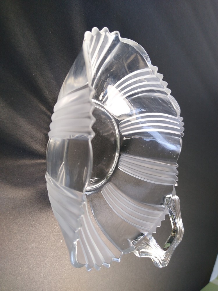*Fostoria Sunray Clear Glass Single Handle triangle shaped dish 5.75"w/ handle