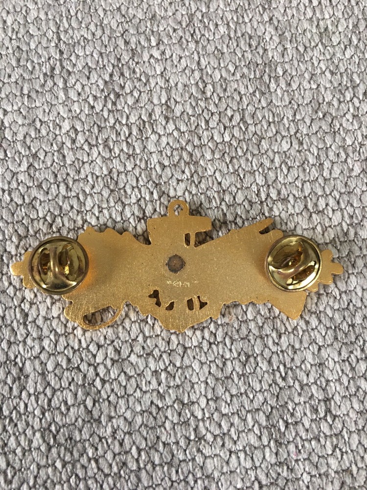 Vanguard US Navy Seabee Qualification Badge GOLD