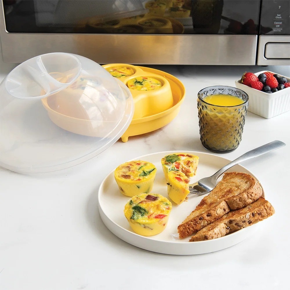 Silicone Egg Bites with Lid Non-Stick Microwave Oven Safe Baking Cups