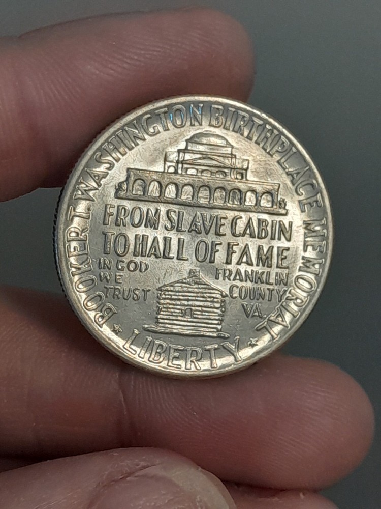 1951 Booker T Washington Commemorative Half Dollar Uncirculated