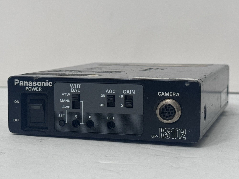 PANASONIC GP-KS102 INDUSTRIAL COLOR CCD CAMERA