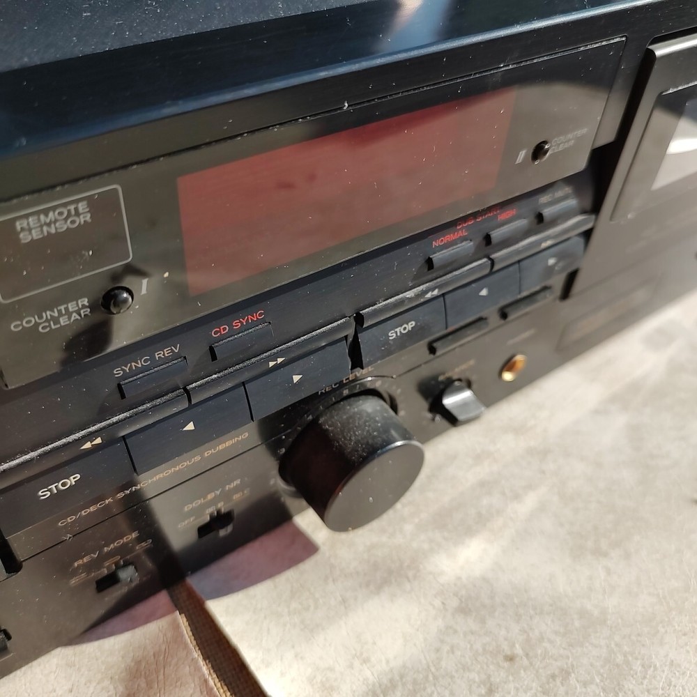 Teac W-700 R Stereo Cassette Deck  UNTESTED