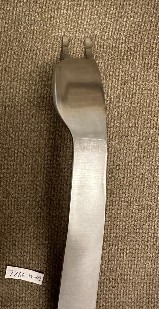 1PCS---FLARED COBRA RETRACTOR LEFT DOUBLE /PRONG 15"