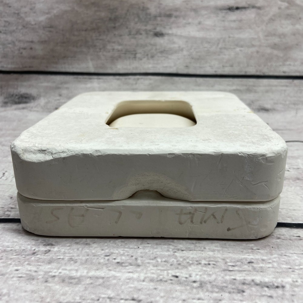 Unbranded Ceramic Slip Casting Mold Small Ash Tray #H-20