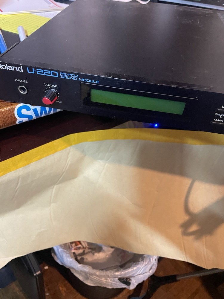 Rack Mount Roland Module loaded With Sounds Comes With Book