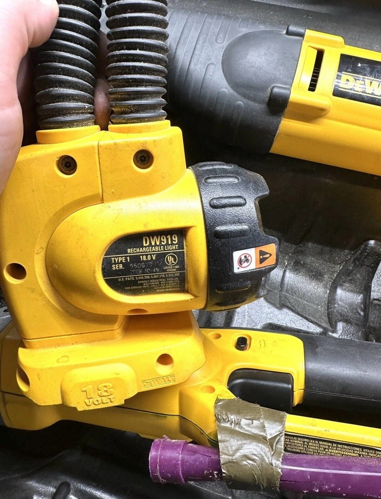 6 Pc Dewalt Battery Powered Tool Kit