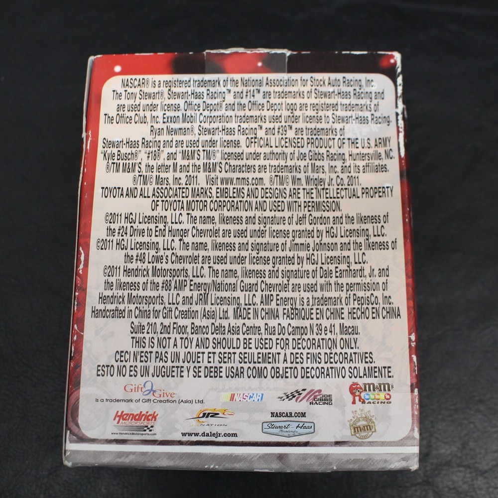 2011 JEFF GORDON #24 NASCAR Driver Ornament