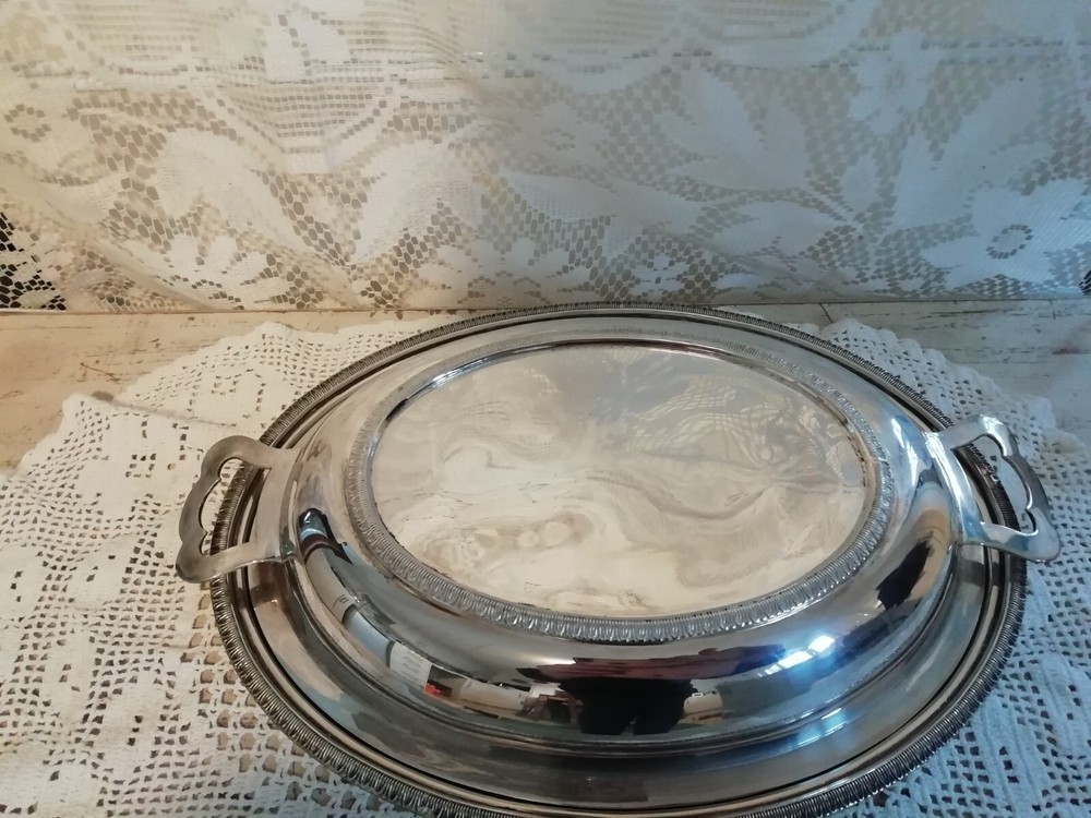 Antique Silver Plated Lidded Oval Entree Serving Dish Tureen