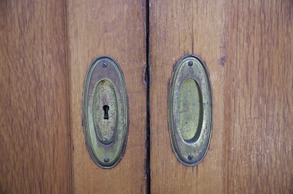 Antique 1 Panel Oak Veneer Pocket Double Doors 107 x 72