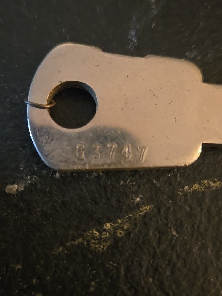 GREENWALD SENTINEL KEY CODED G3747 (3D5)