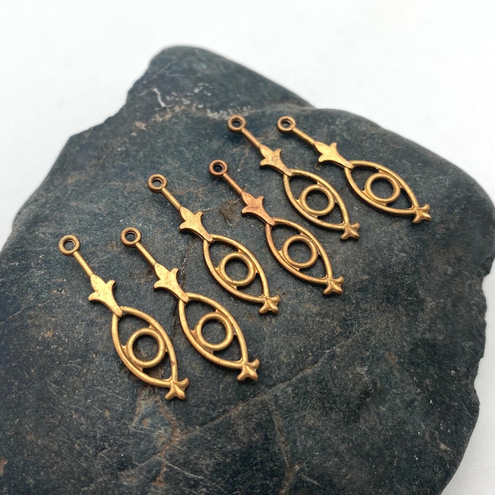6 Vintage Brass Drops (BP89)