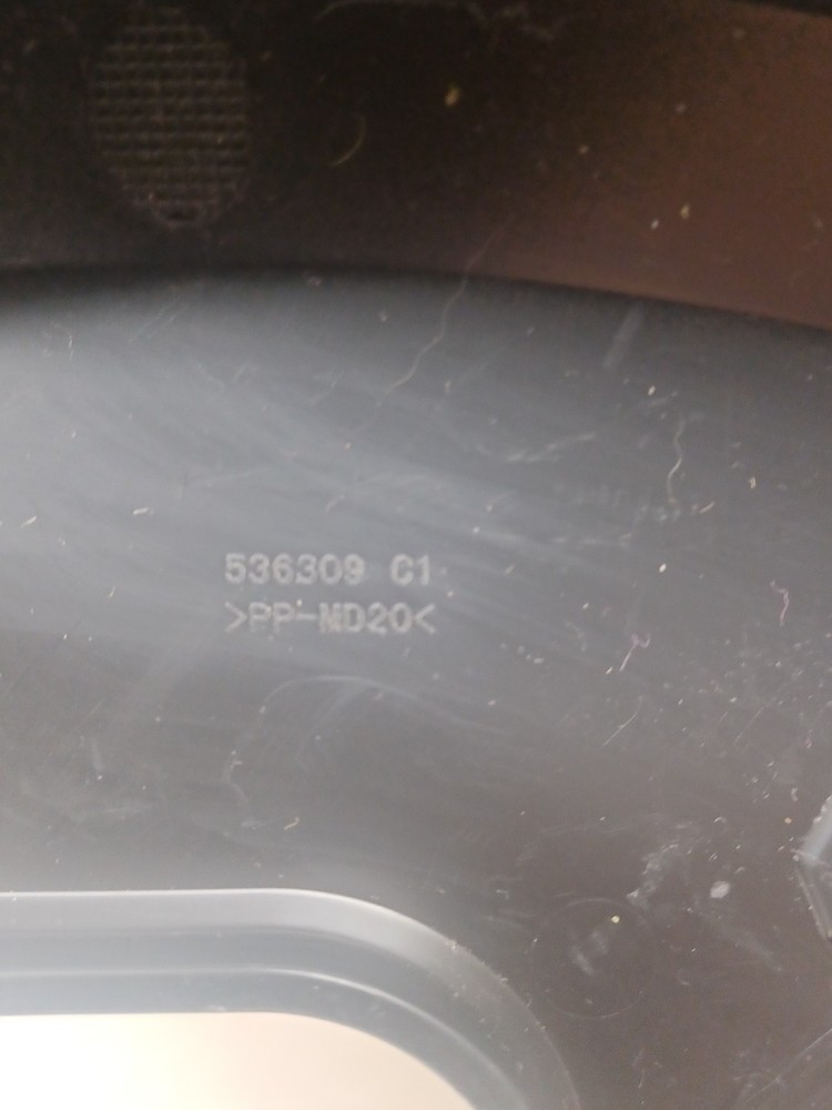 1 Milwaukee 14-32-0012 String Guard Assembly for 2825-20