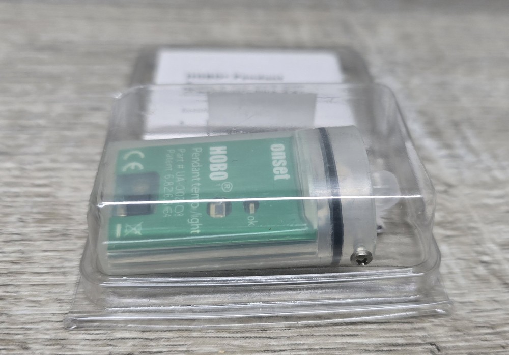 HOBO Pendant Temperature/ Light Data Logger Part # UA-002-08 ~ NEW