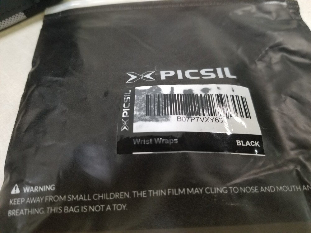 PICSIL Wrist Support for Cross Training, Wrist Support with Thumb Grip-BLACK