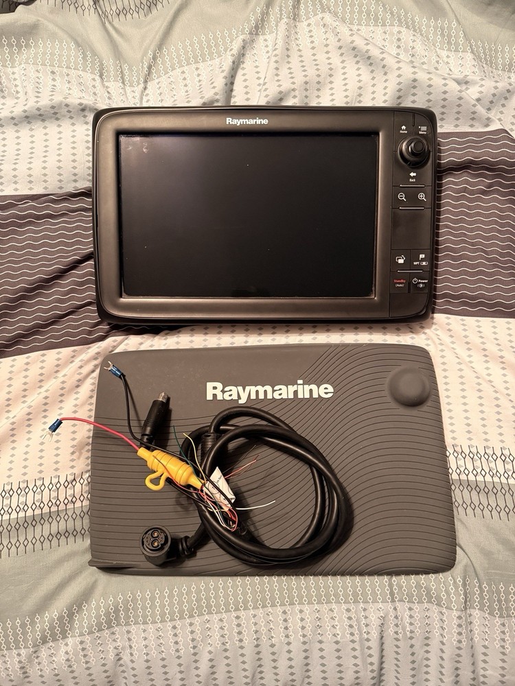 Raymarine c125 Mfd Chartplotter Display - Suncover Power Cable