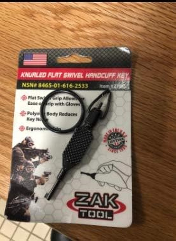 Tool ZT-9P Flat Knurled Swivel Key, Black
