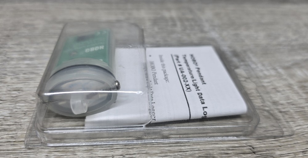 HOBO Pendant Temperature/ Light Data Logger Part # UA-002-08 ~ NEW