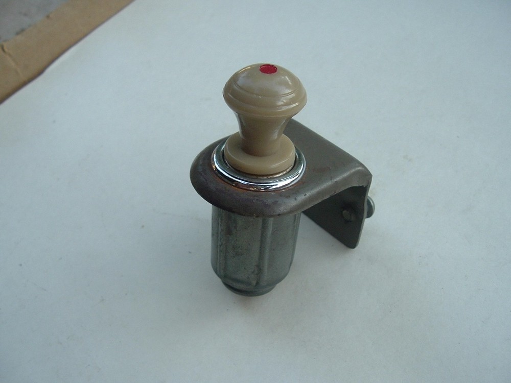 Hudson Automobile Cigarette Lighter Nob
