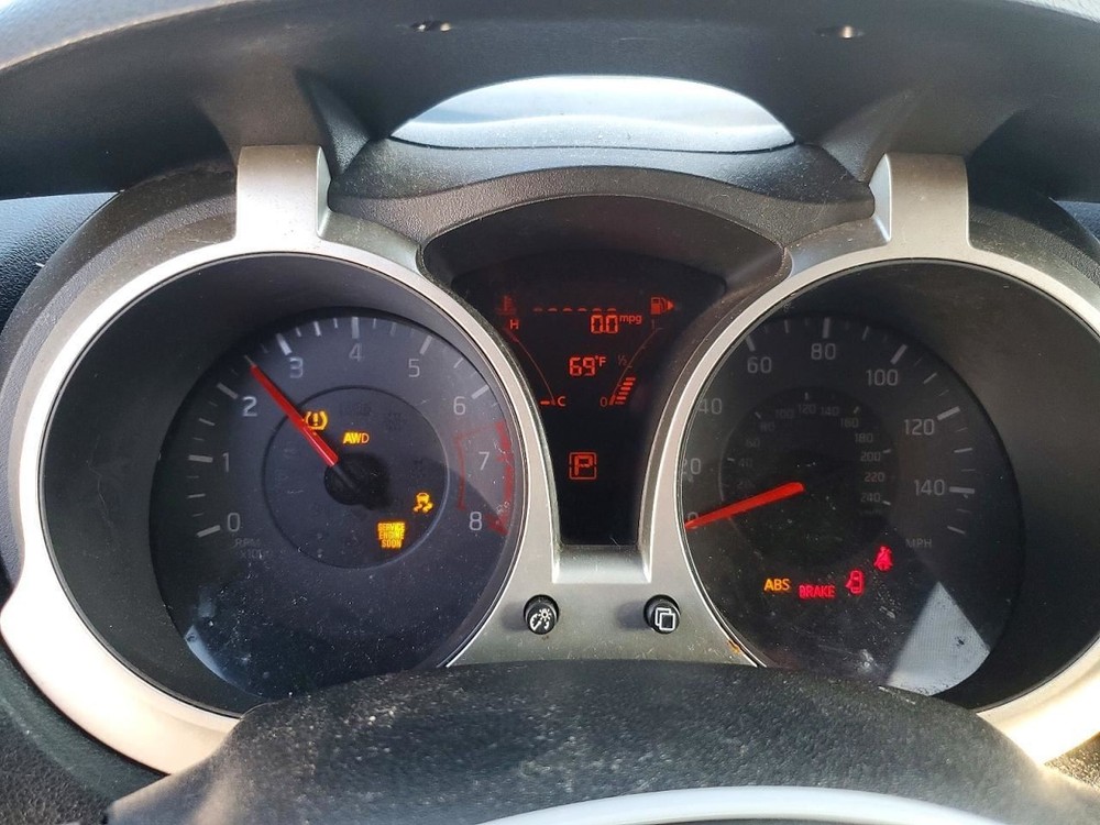 JUKE 2014 Glove Box 4993865