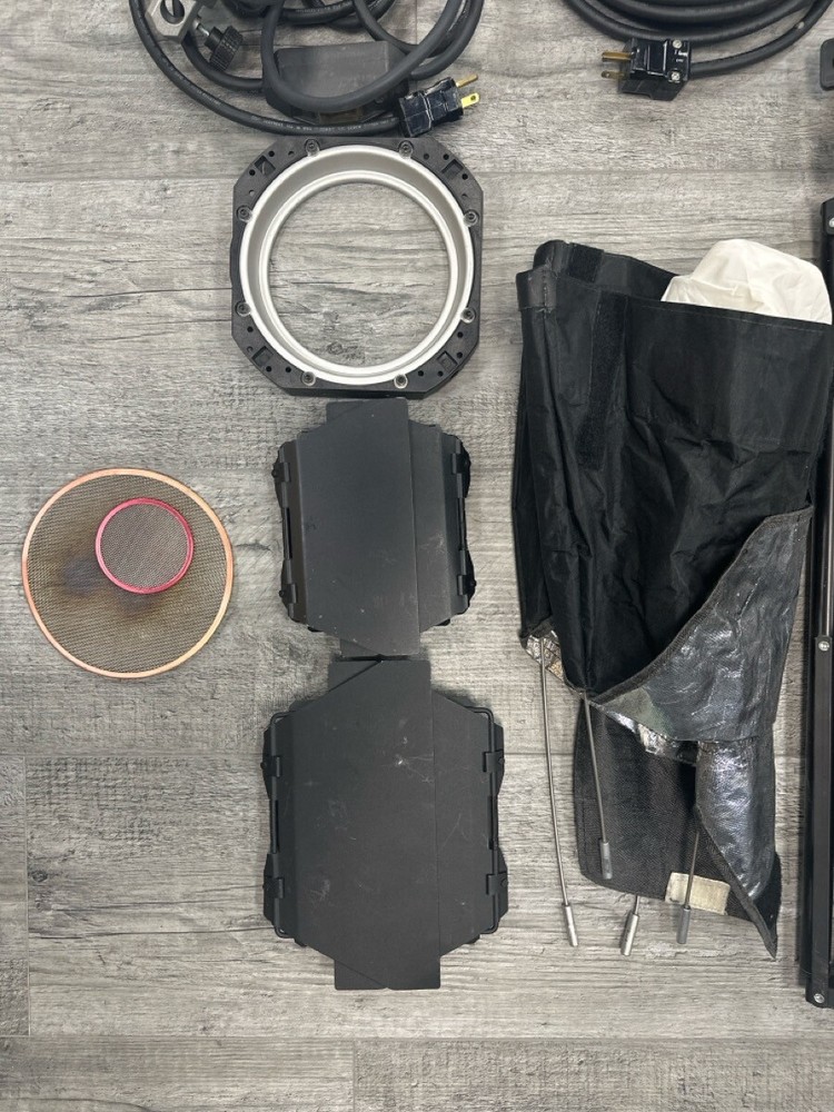 ARRI 300 PLUS (B06002656)