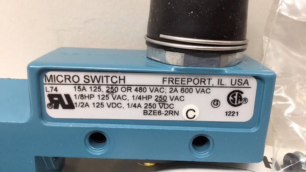 Honeywell BZE6-2RN-C Micro Switch BZE62RNC