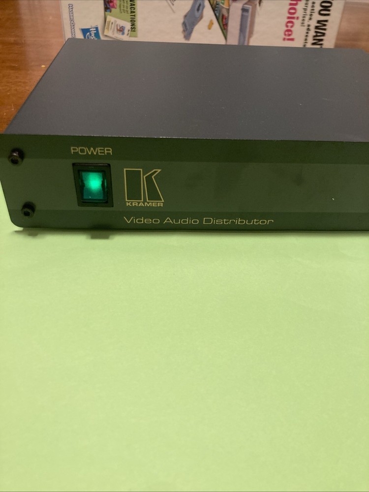 Kramer Electronics 10-010510 VM-5S Video Audio Distributor