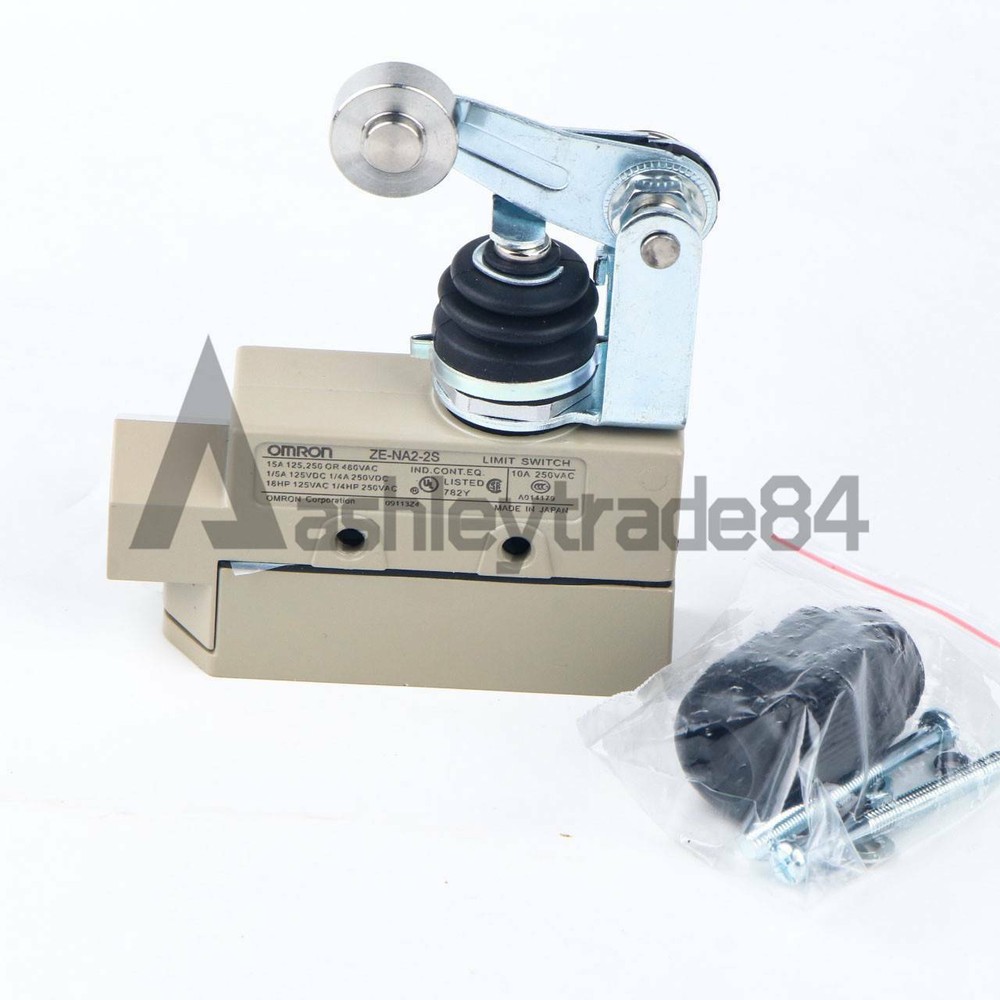 ONE New Omron ZE-NA2-2S Limit Switch