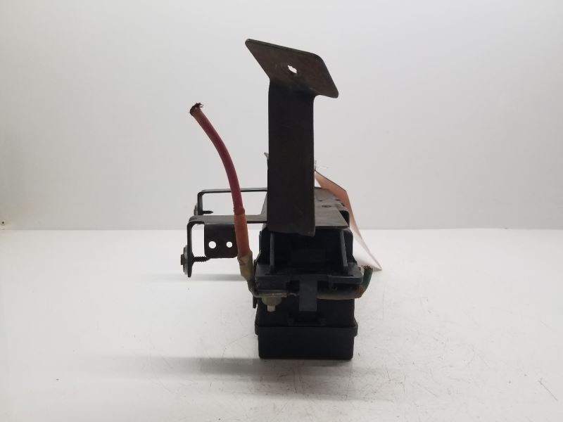 Fuse Box Engine Fits 00-01 Jeep Cherokee OEM