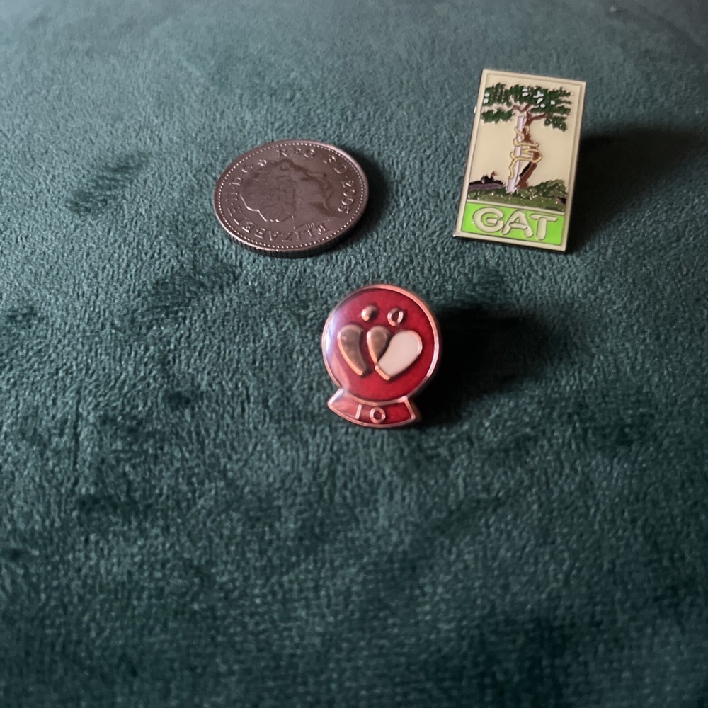 Vintage Valentine’s Day badges