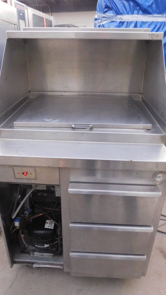 PREP. PIZZA, SANDWITCH TABLE REFRIGERATED ()