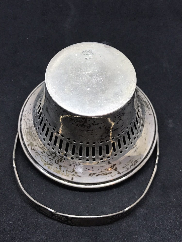 ANTIQUE GORHAM 1911 STERLING SILVER PIERCED BASKET FLORAL HANDLE .
