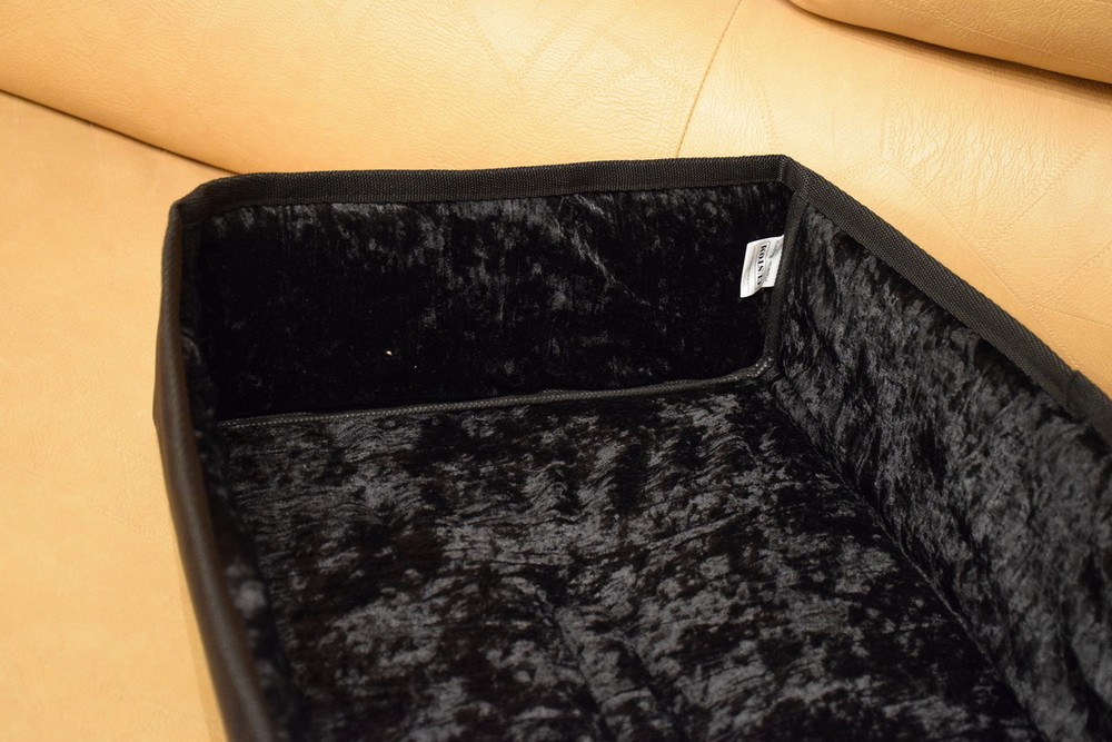 Custom padded cover for AKAI MPC 4000
