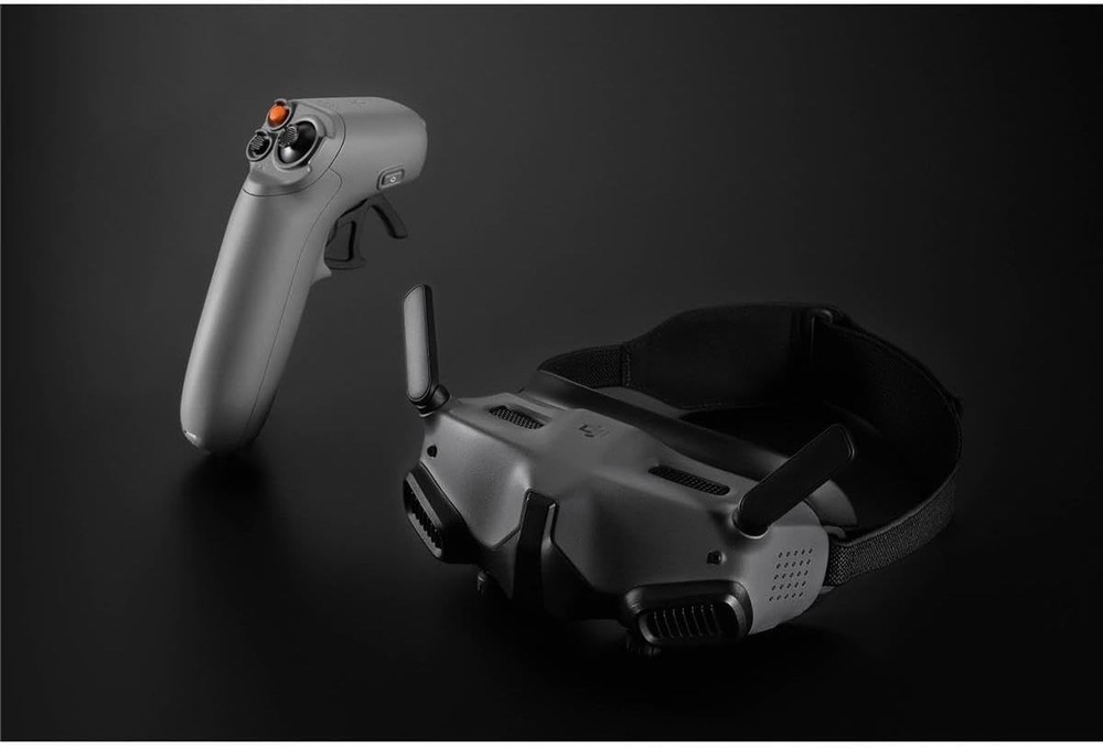 DJI Goggles 2 Motion Combo (Certified Refurbished)