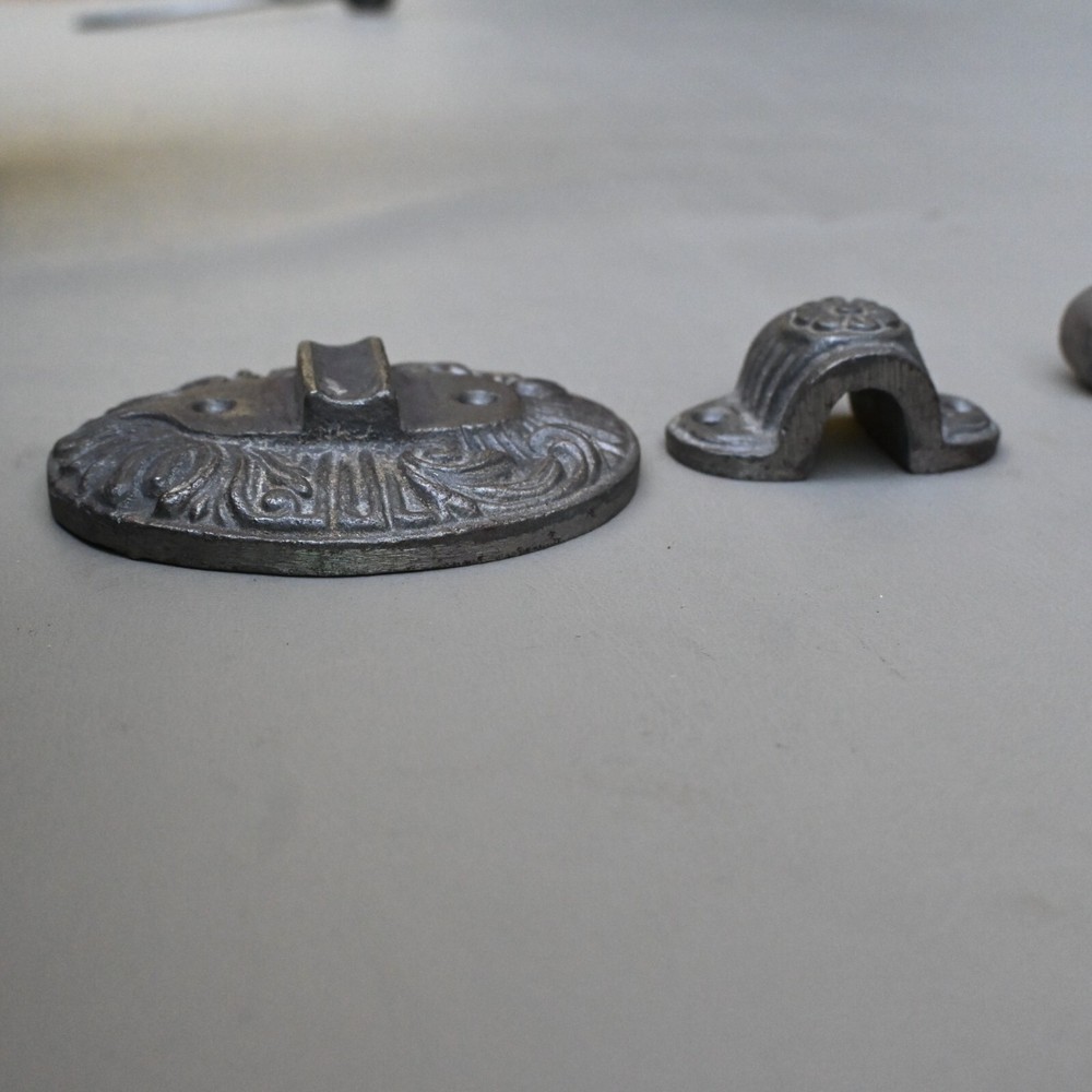 Vintage Victorian Style large heavy cast Iron door gate handle pull knocker